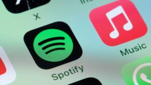Spotify submits an update to show pricing information to iOS users in EU